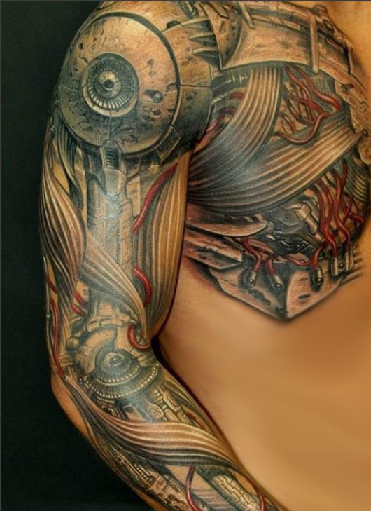 männer tattoos biomechanik